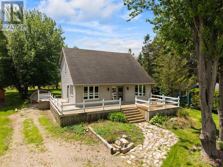 Property Photo:  33943 Sunnyridge Road  ON N0M 1N0 