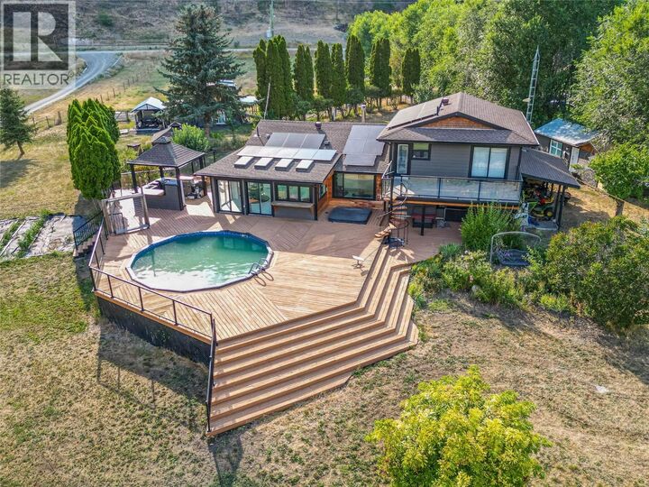 Property Photo: 8576 Westsyde Road BC V2B 8S3