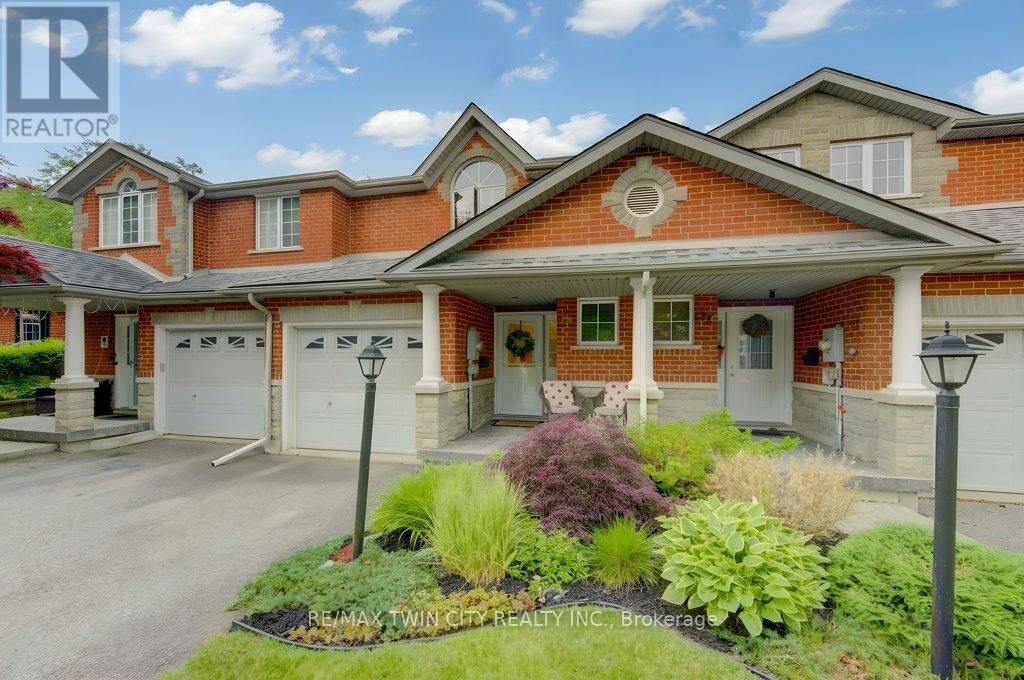 Property Photo:  69 Troy Street  ON N2H 1L9 