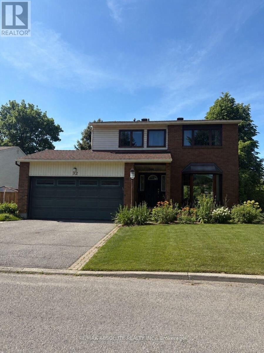 Property Photo:  32 Sage Crescent  ON K2J 1T4 