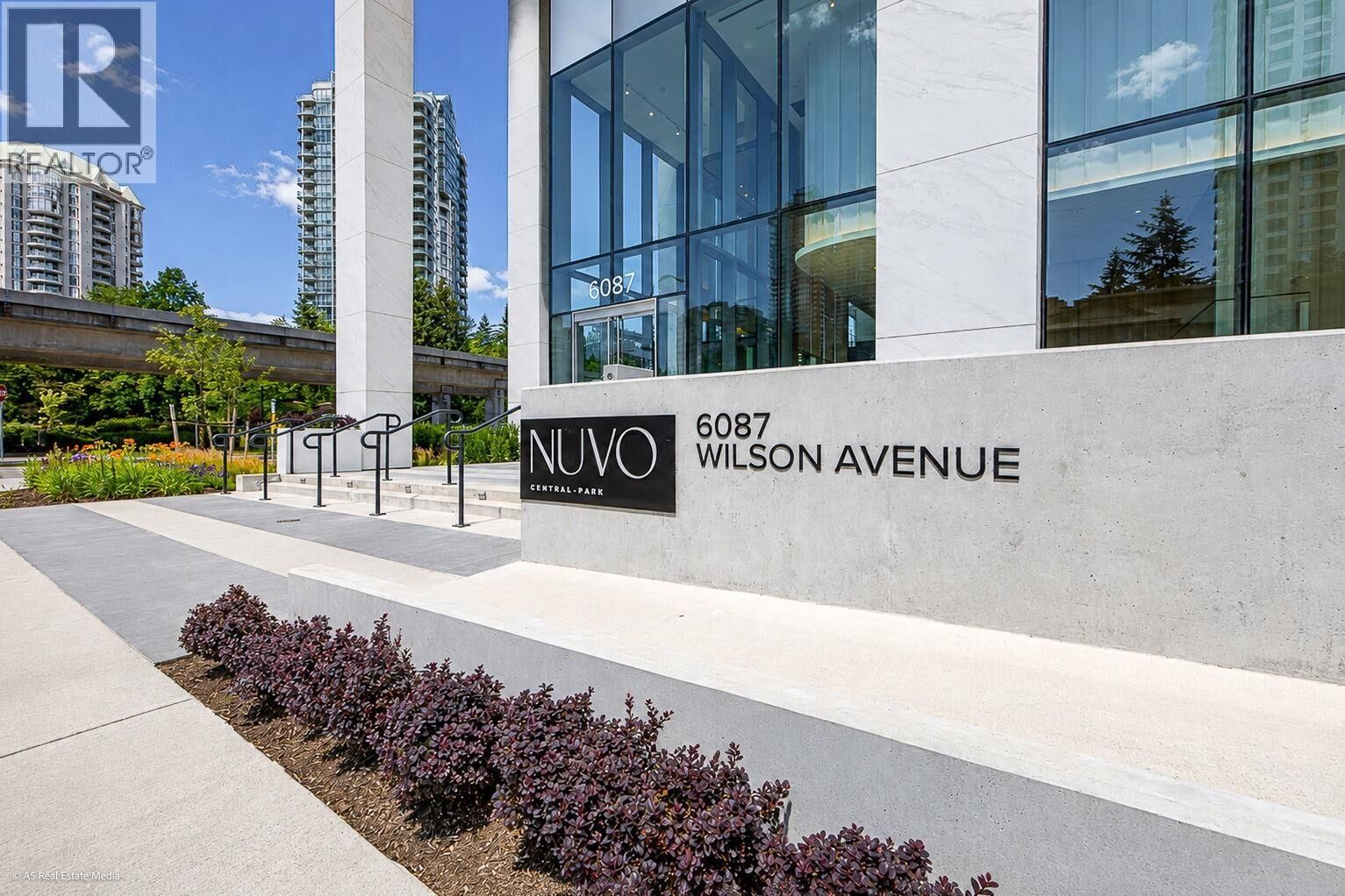 Property Photo: 6087 Wilson Avenue 3901 BC V5H 0M1