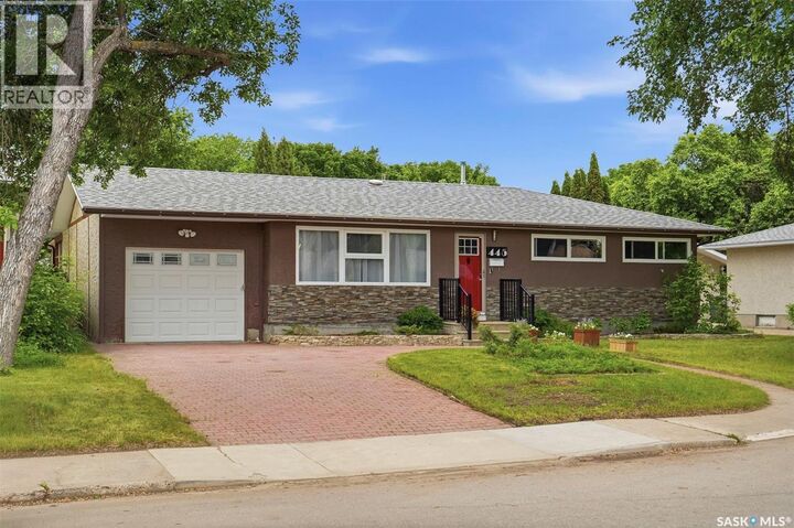 Property Photo: 445 Witney Avenue S SK S7M 3K6