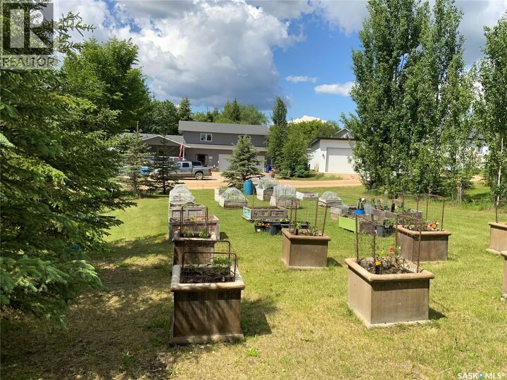 Property Photo:  305 Venture Road  SK S0J 2G0 