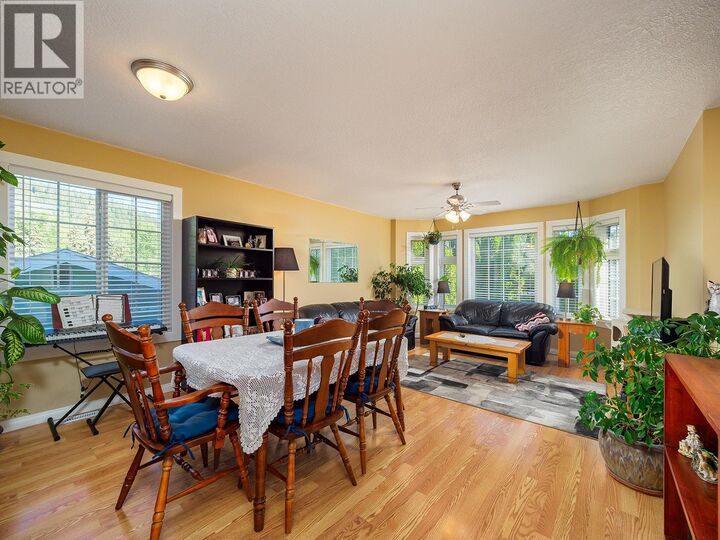 Property Photo:  510 ' 11th Street South  BC V0A 1H0 
