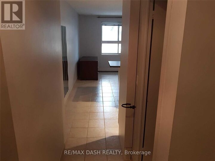 Property Photo: 123 Woodbine Avenue 203 ON M4L 3V8