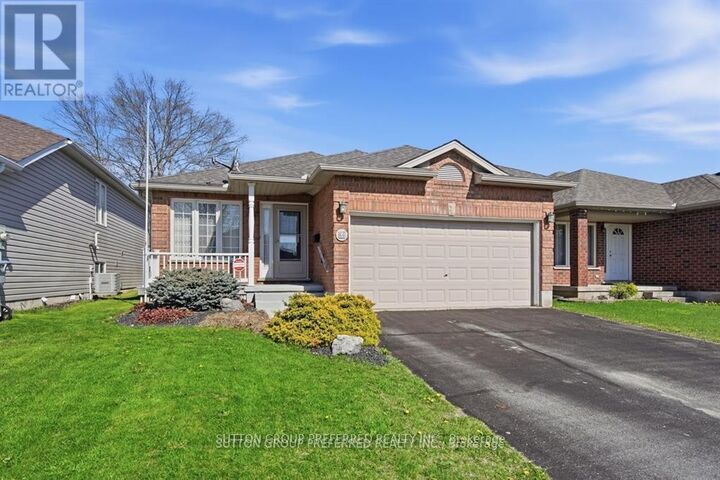 Property Photo:  64 Willow Crescent  ON N7G 4H1 