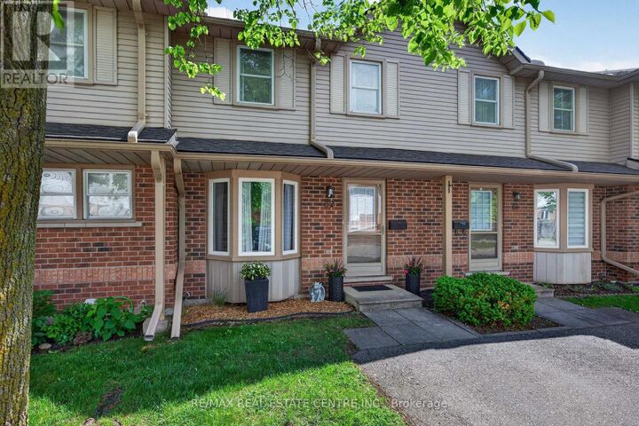 Property Photo: 180 Marksam Road 62 ON N1H 8G4