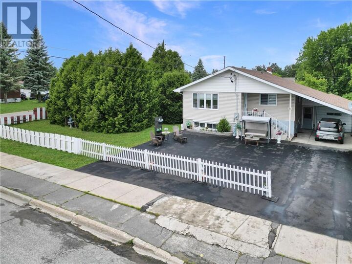 Property Photo: 75 Main Street East ON P0M 1L0