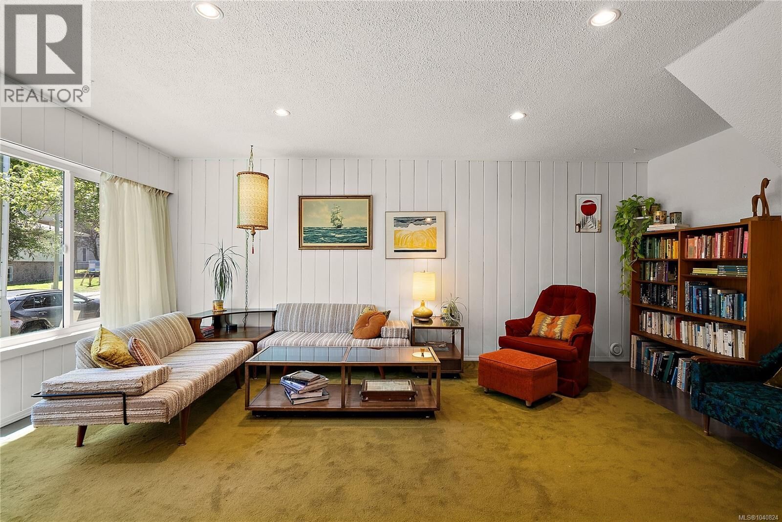 Property Photo: 626 Constance Avenue BC V9A 6N7