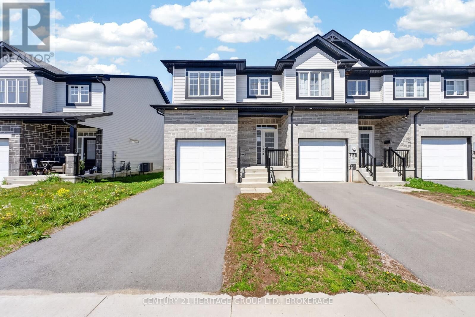 Property Photo:  1407 Summer Street  ON K7K 0H9 