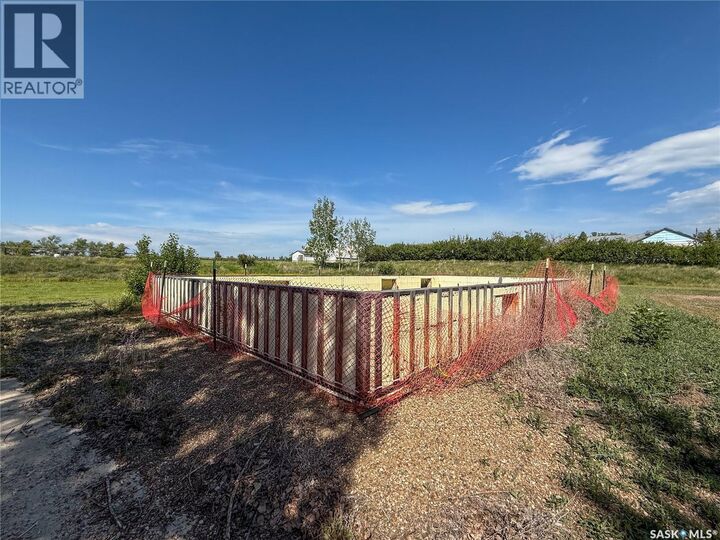 Property Photo:  313 2nd Avenue W  SK S0N 0N0 