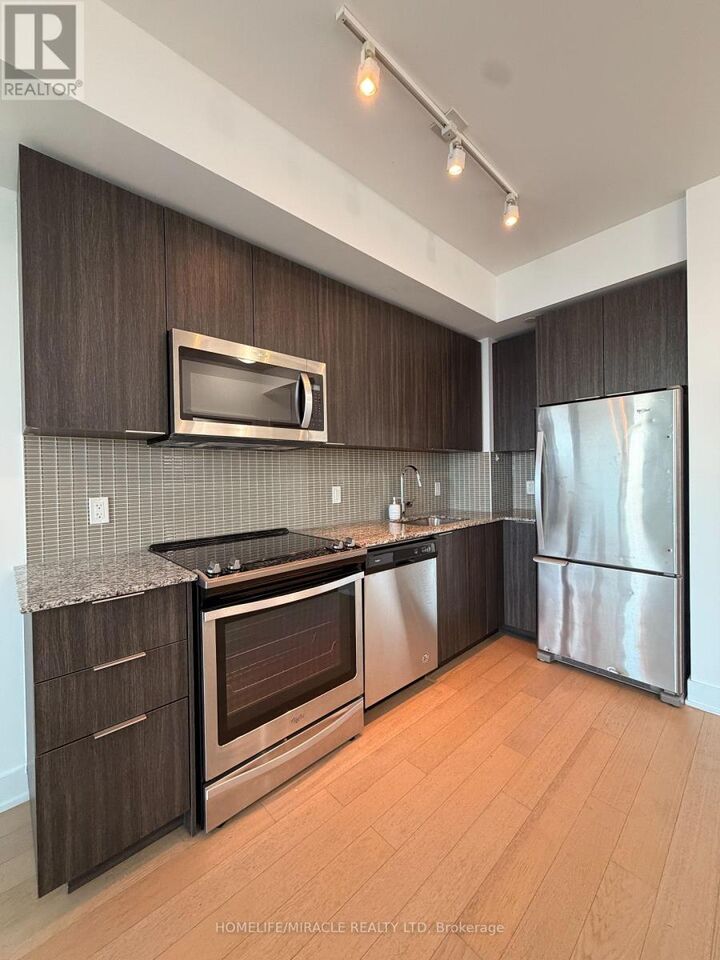 Property Photo: 30 Shore Breeze Drive 5309 ON M8V 0J1