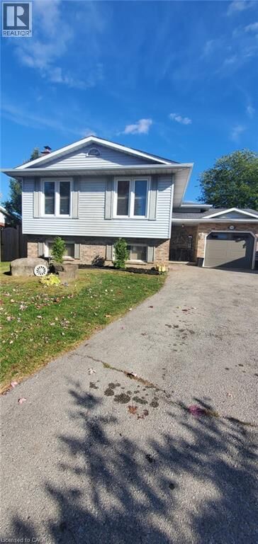 Property Photo: 3929 Vineyard Crescent ON L0R 2C0