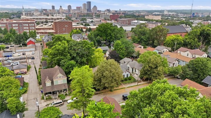 Property Photo:  39 Henry Street  OH 45402 
