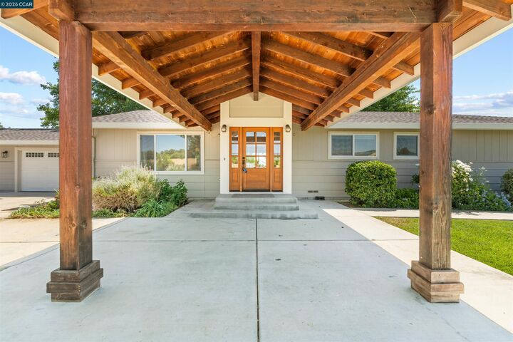 Property Photo: 7408 Junebug Lane CA 95688