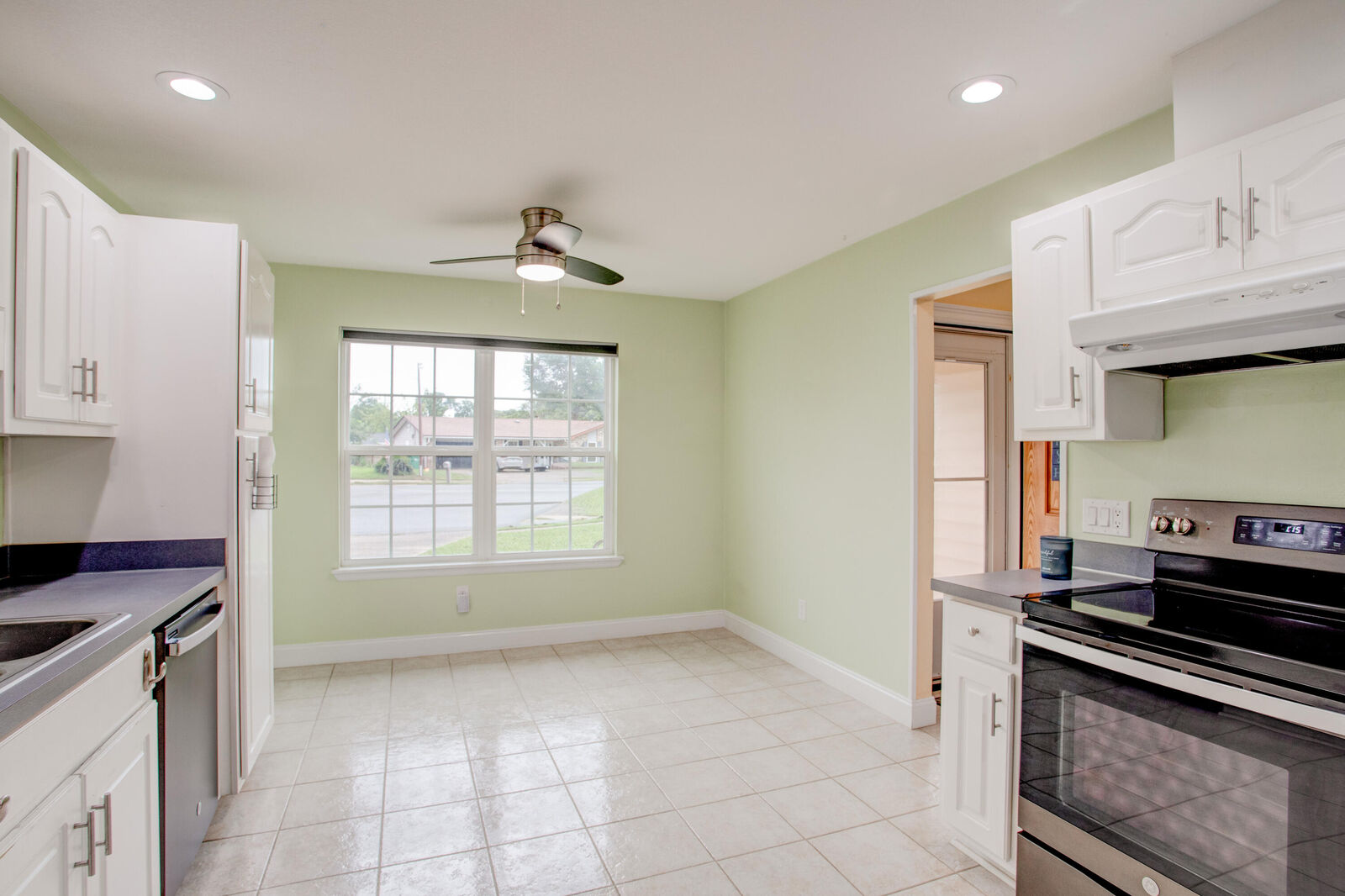 Property Photo: 134 Newcastle Circle FL 32547