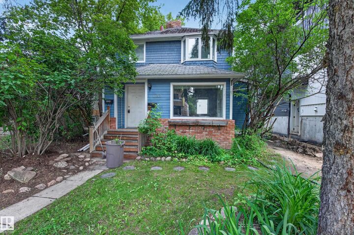 Property Photo: 11212 75 Avenue NW AB T6G 0H3