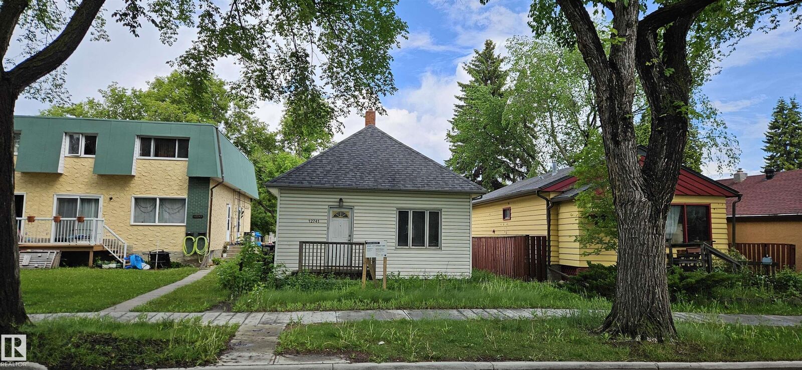 Property Photo:  12741 117 Street NW  AB T5E 5J6 