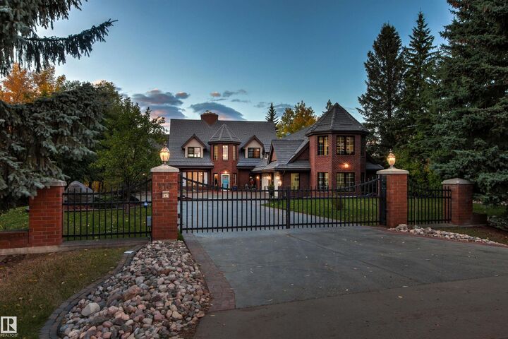 Property Photo:  116 Windermere Drive NW  AB T6W 0S5 