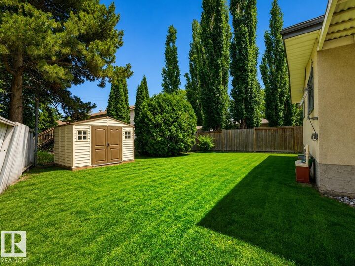 Property Photo: 24 Addison Crescent AB T8N 2S1