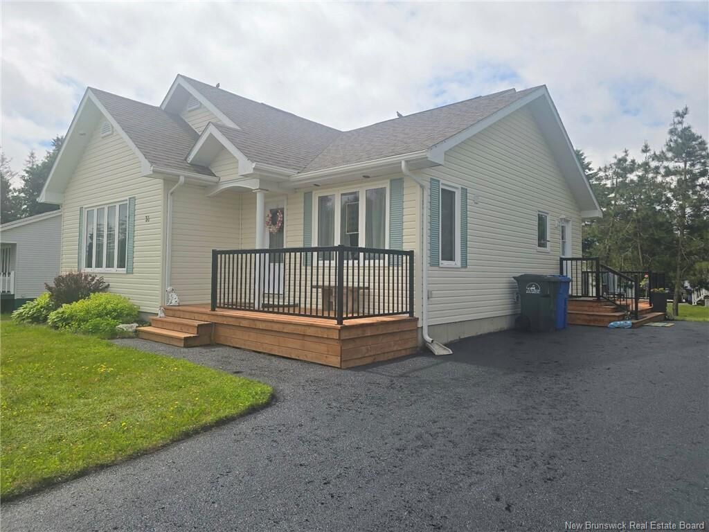 Property Photo:  31 Norma Street  NB E1V 6B7 