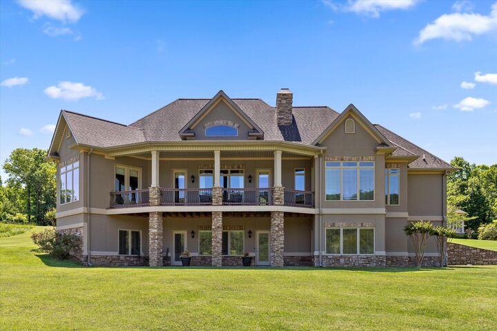 Property Photo:  554 Castle Drive  GA 30752 