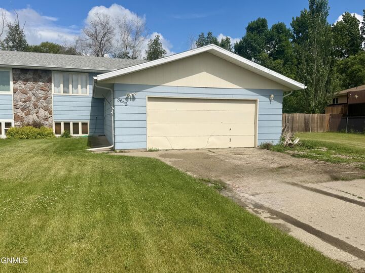Property Photo:  3643 Regent Drive E  ND 58504 