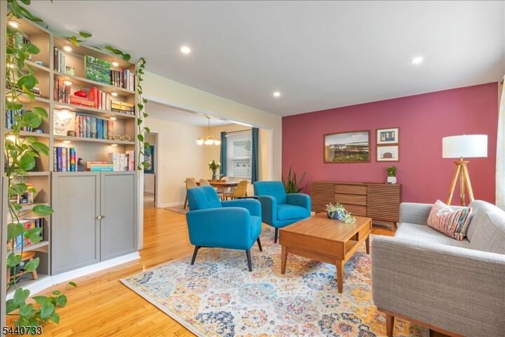 Property Photo:  59 Shady Ln  NJ 07023 