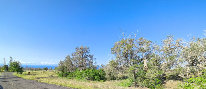 Property Photo: 92-8635 Lehua Ln HI 96737