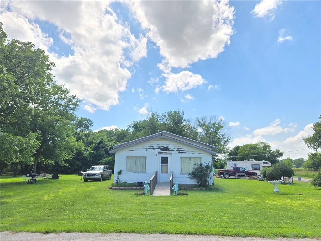 Property Photo:  1011 1st Street  KS 67335 