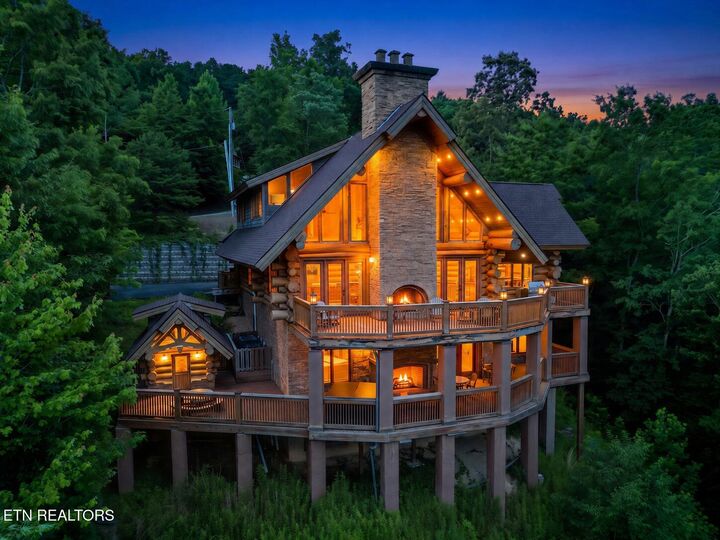 Property Photo:  213 Matterhorn Drive  TN 37738 