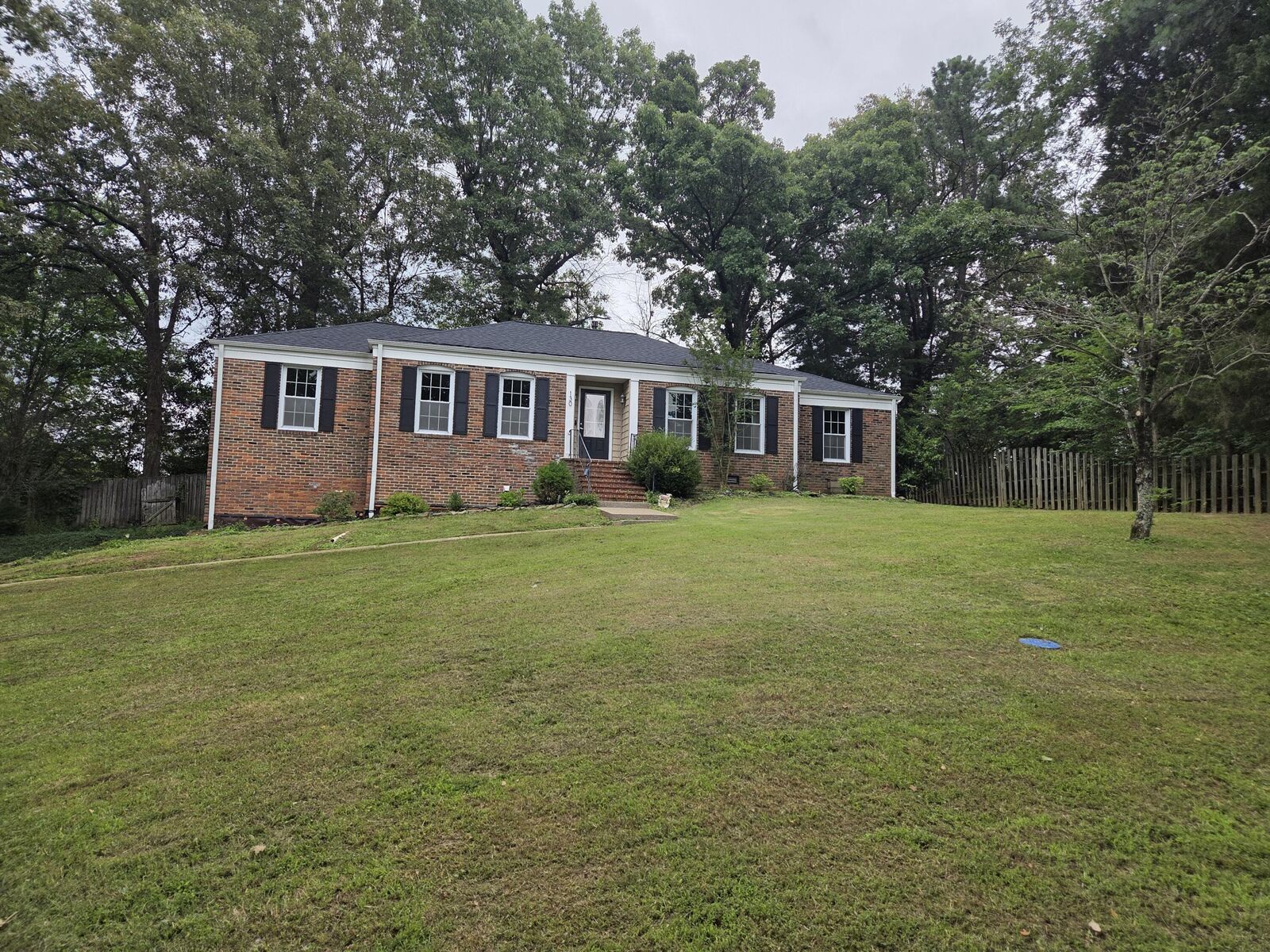 Property Photo:  130 Rue Thierry Drive  KY 42001 