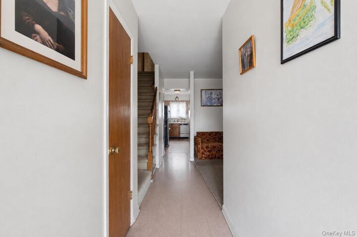 Property Photo:  1056 Swinton Avenue  NY 10465 