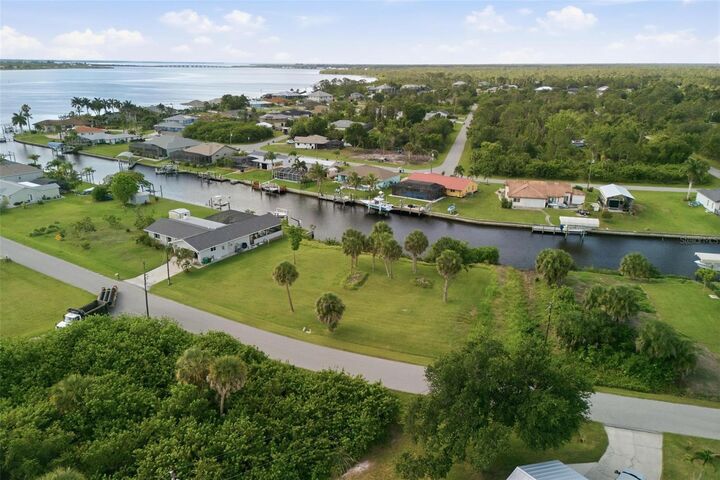 Property Photo:  12397 &Amp 12405 Mitchell Terrace  FL 33981 
