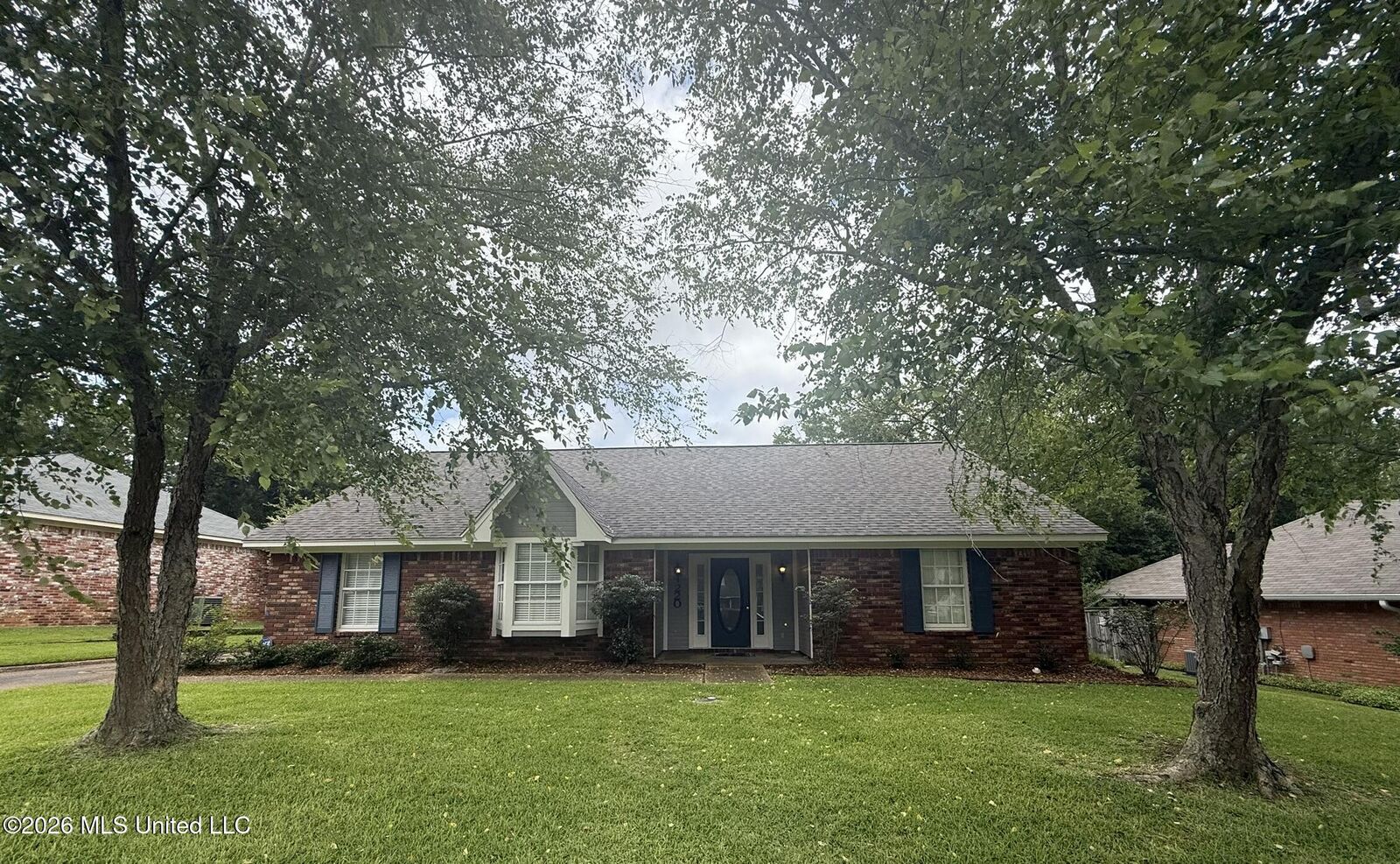 Property Photo:  220 Cobblestone Drive  MS 39110 