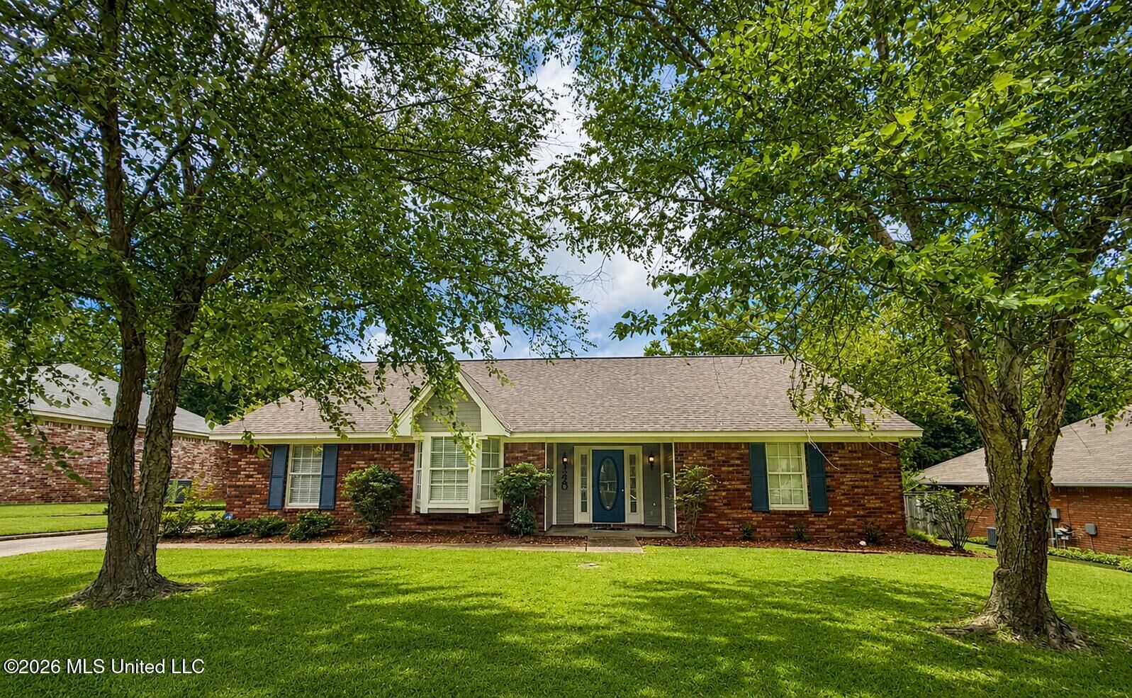 Property Photo:  220 Cobblestone Drive  MS 39110 