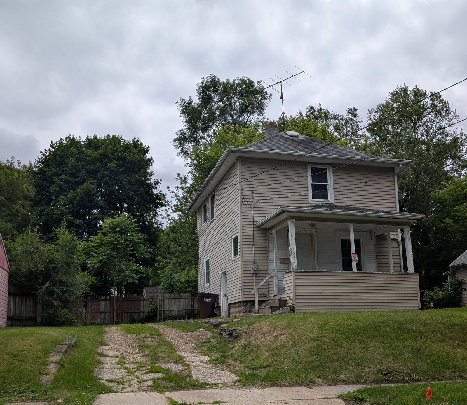 Property Photo:  1913 Plymouth Street  MI 49203 