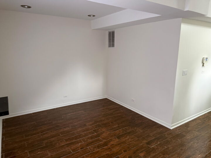 Property Photo:  1715 E 70th Street  IL 60649 
