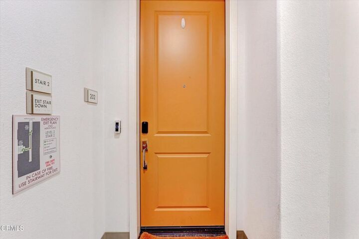 Property Photo:  27406 N Merlin Place 202  CA 91381 