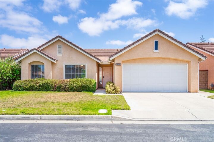 Property Photo: 2220 Glenwood Ave CA 92545