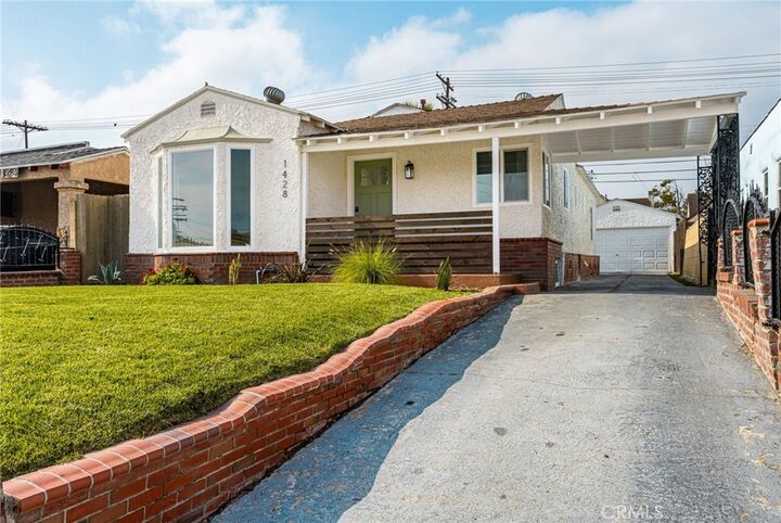 Property Photo:  1428 W 89th Street  CA 90047 