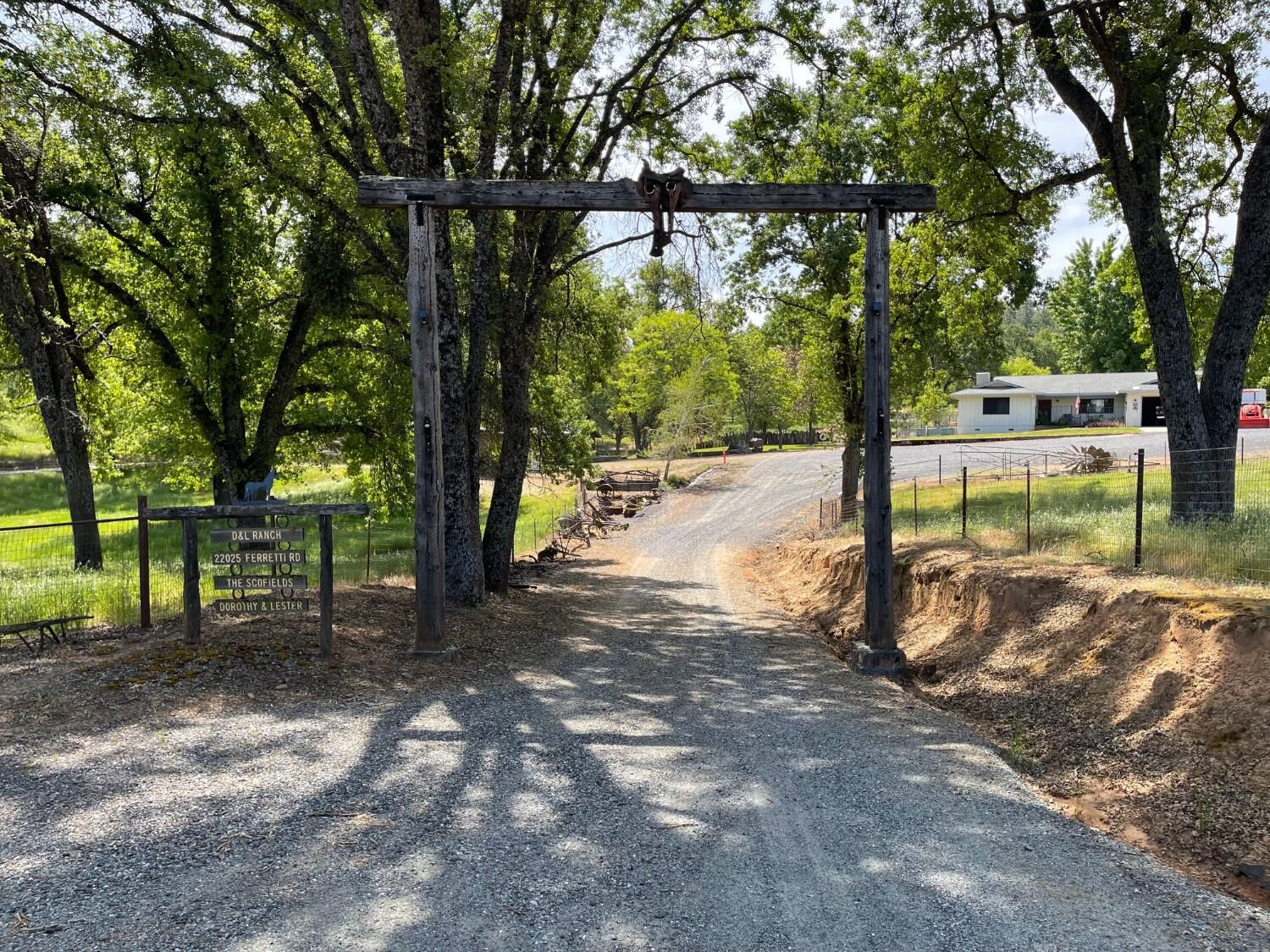 Property Photo:  22025 Ferretti Road  CA 95321 