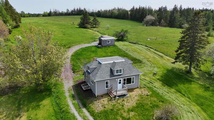 50 Riverview Drive — photo 1