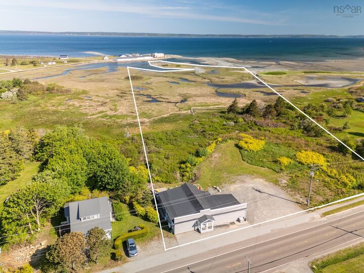 1861 Highway 1 — photo 1
