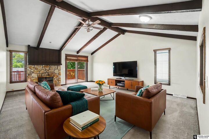 Property Photo:  1858 N 93 Court  NE 68114 