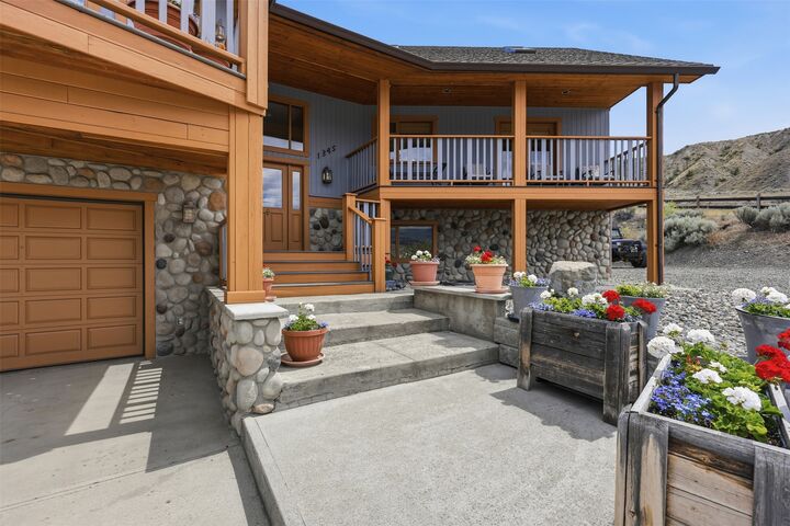 Property Photo: 1345 Heustis Drive BC V0K 1A0