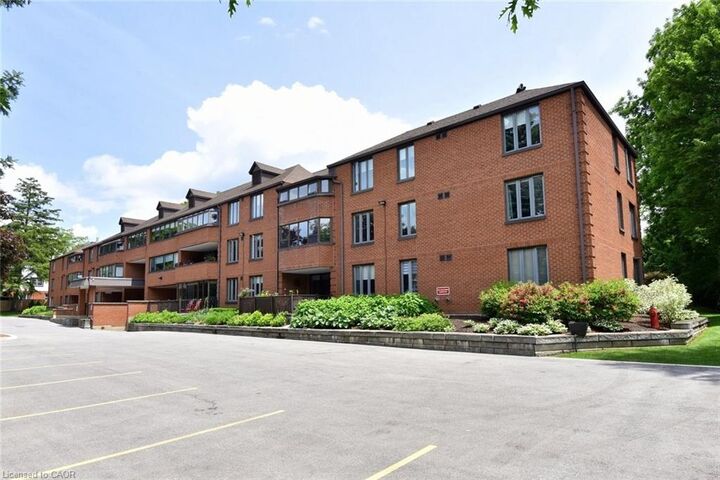 150 Wilson Street W 303 — photo 1