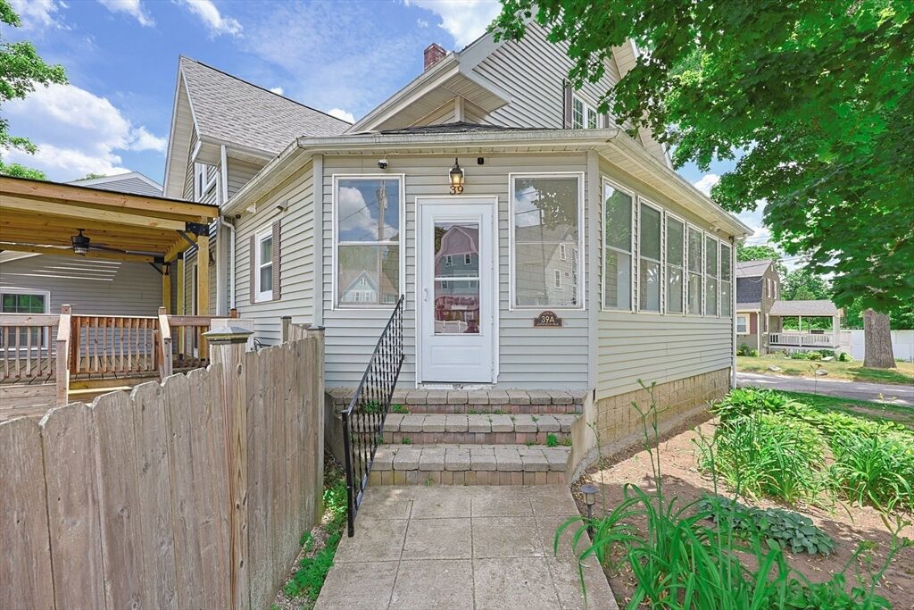 Property Photo: 39 Johnston Avenue 1 MA 01588