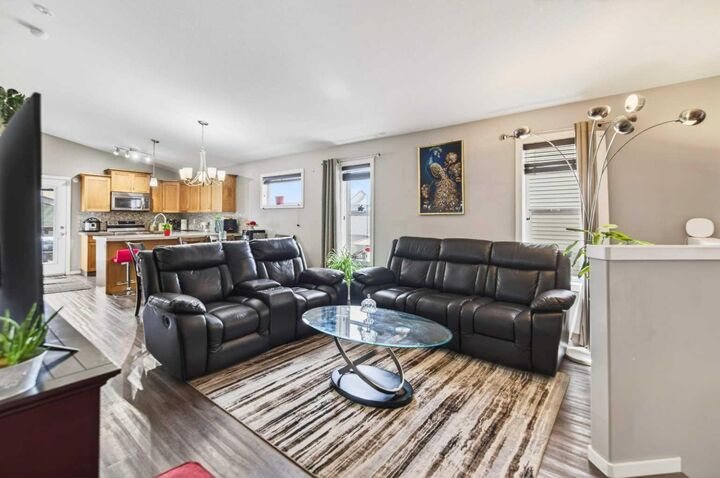 Property Photo:  50 Trimble Close  AB T4P 0N6 