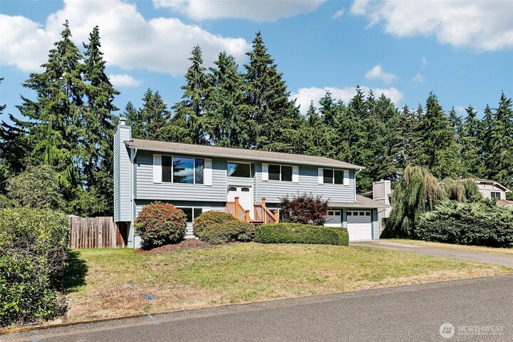 Property Photo: 16409 92nd Avenue E WA 98375